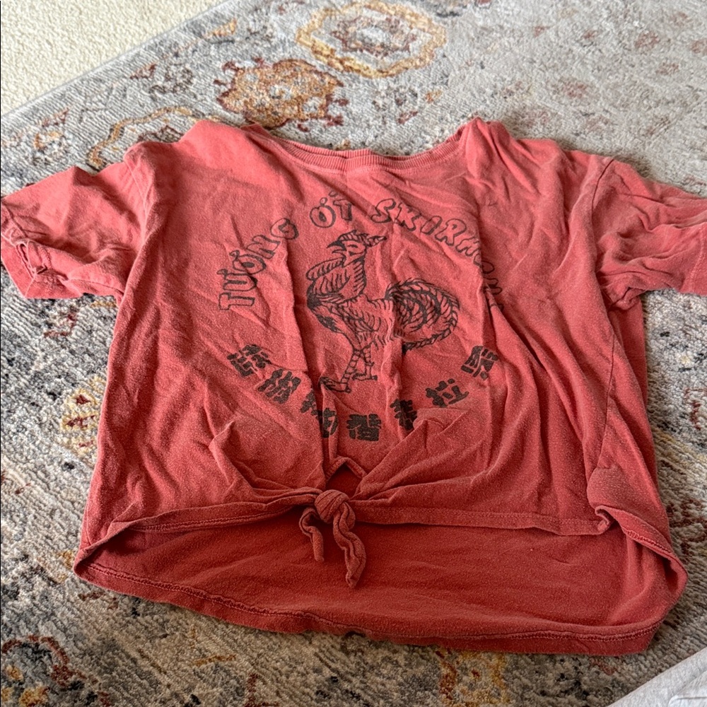 Stylish Red Graphic Crop Top